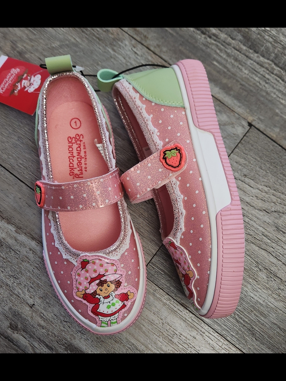 Strawberry Shortcake Girls Mary Jane Sneakers